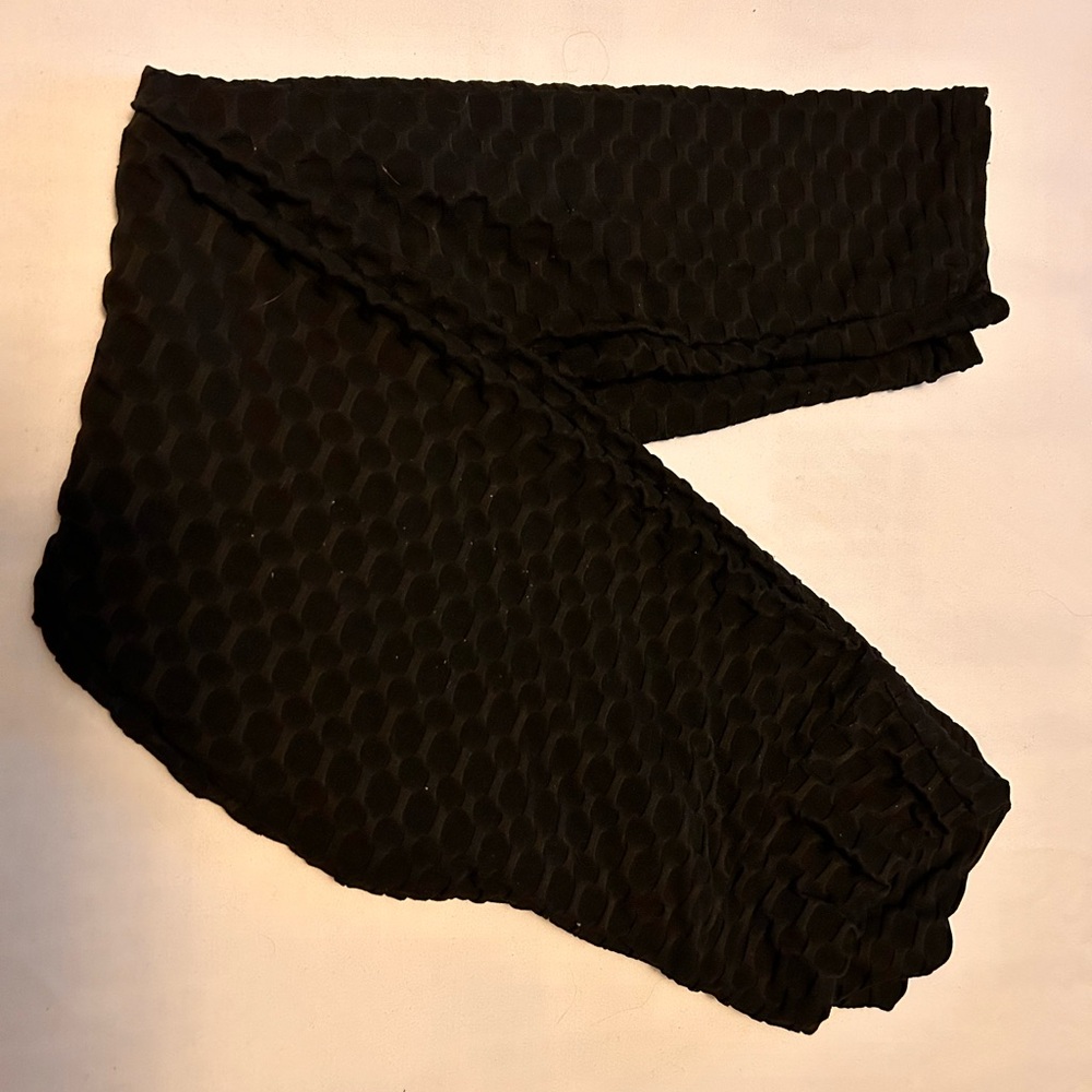 Black leggings